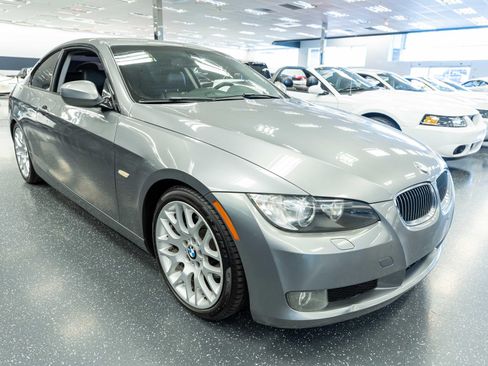 Used 2010 BMW 328i Coupe RWD image 3