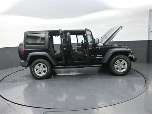 Used 2014 Jeep Wrangler Unlimited Sport w/ Quick Order Package 24S image 32