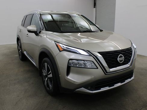Used 2021 Nissan Rogue Platinum FWD image 6