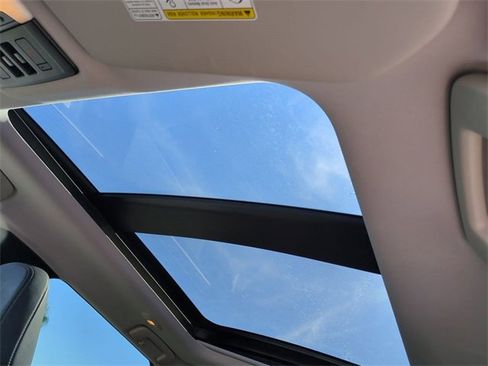 Used 2022 Mitsubishi Outlander SE image 20