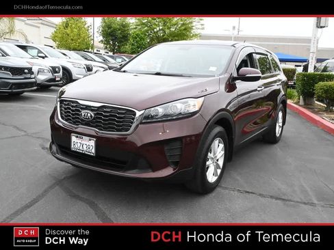 Used 2020 Kia Sorento LX FWD image 1