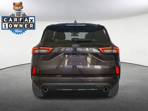 Used 2023 Ford Escape ST-Line w/ Tech Pack #1 AWD/4WD image 12