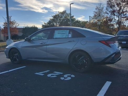 Used 2026 Hyundai Elantra Sport FWD image 6
