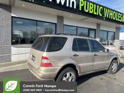 Used 2002 Mercedes-Benz ML 320 4MATIC image 5