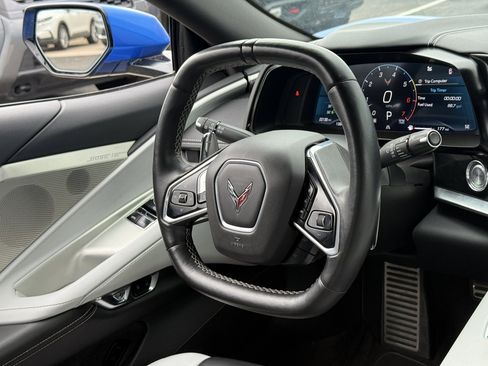 Used 2024 Chevrolet Corvette Stingray Preferred Cpe w/ Z51 Performance Package RWD image 22