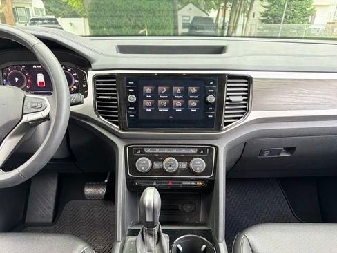 Used 2023 Volkswagen Atlas SE AWD/4WD image 22