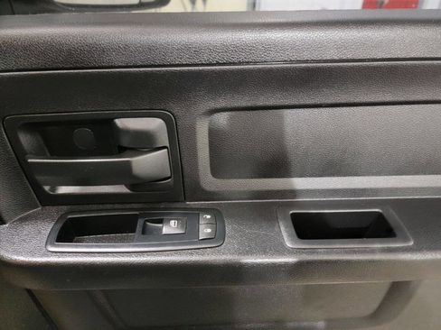 Used 2015 RAM 1500 Express image 19