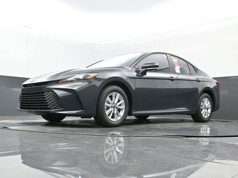 New 2026 Toyota Camry LE image 25