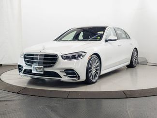 Used 2024 Mercedes-Benz S 580 4MATIC Sedan w/ AMG Line video 3