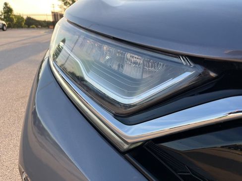 Used 2020 Honda CR-V Touring image 15