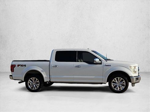 Used 2015 Ford F150 Lariat w/ Equipment Group 502A Luxury AWD/4WD image 10