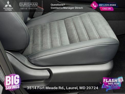 New 2025 Mitsubishi Outlander SE image 8