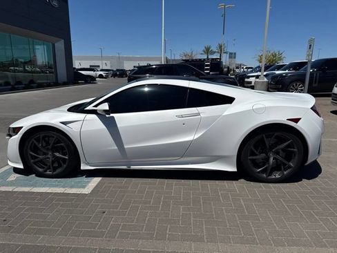Used 2017 Acura NSX AWD/4WD image 9