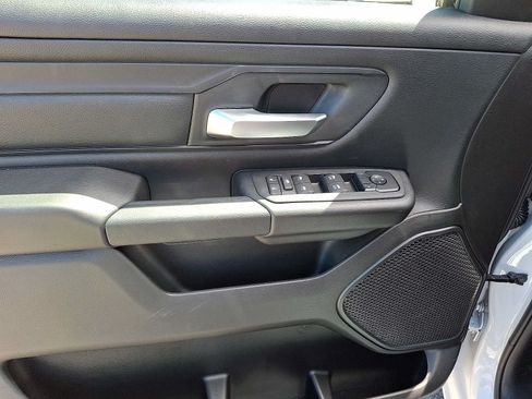 New 2026 RAM 1500 Express AWD/4WD image 8