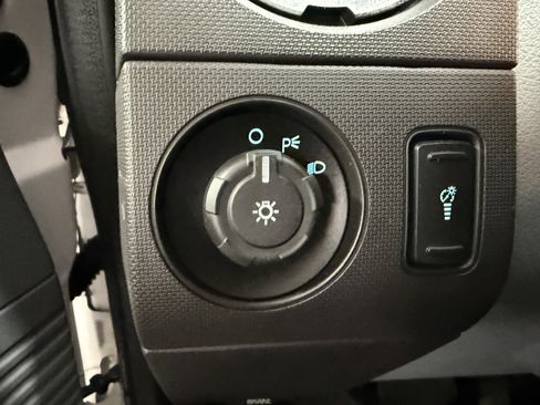 Used 2015 Ford F350 XL w/ Power Equipment Group image 20