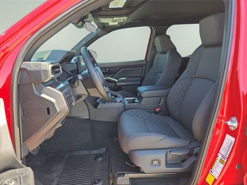 New 2026 Toyota Tacoma SR5 AWD/4WD image 14