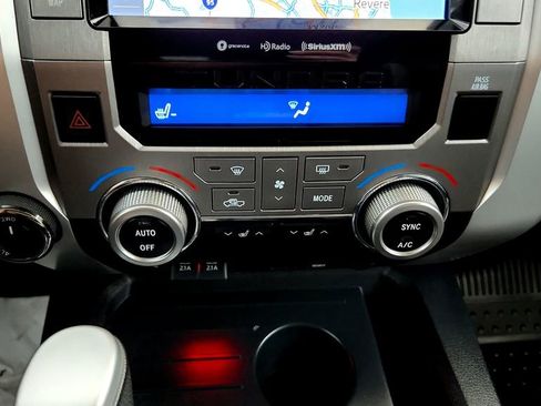 Certified 2020 Toyota Tundra Limited w/ Limited Premium Package AWD/4WD image 29