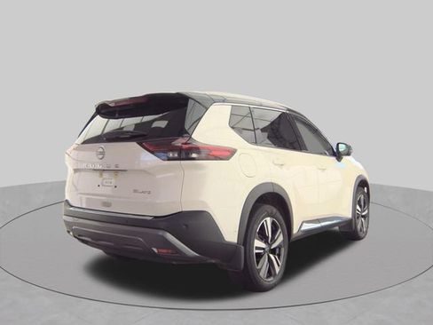 Certified 2023 Nissan Rogue SL w/ SL Premium Package AWD/4WD image 3