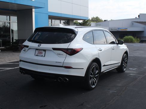 Used 2022 Acura MDX Type S w/ Advance Package AWD/4WD image 7