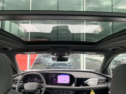 New 2025 Audi SQ5 Premium Plus image 14