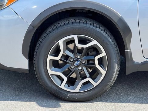 Used 2017 Subaru Crosstrek 2.0i Premium AWD/4WD image 14
