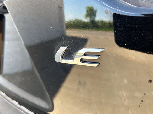 Used 2026 Toyota Corolla LE FWD image 9