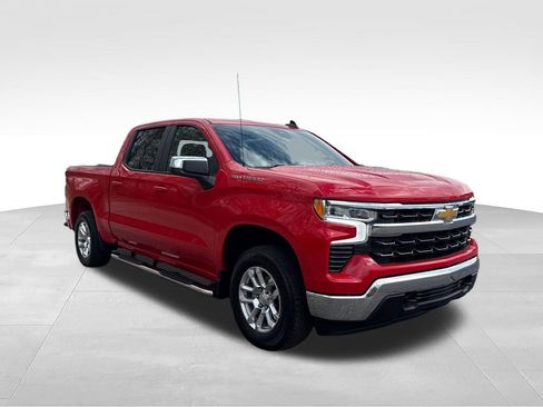 Used 2024 Chevrolet Silverado 1500 LT AWD/4WD image 17
