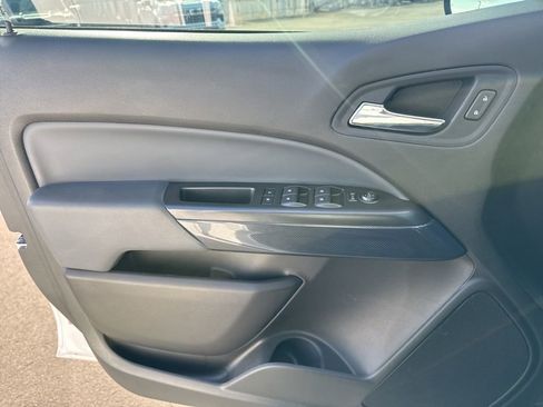 Used 2022 Chevrolet Colorado Z71 image 24