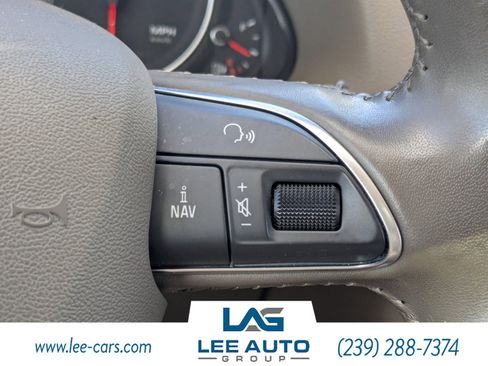 Used 2016 Audi Q5 2.0T Premium Plus w/ Technology Package image 22