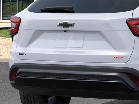 New 2026 Chevrolet Trax RS w/ Driver Confidence Package FWD image 14