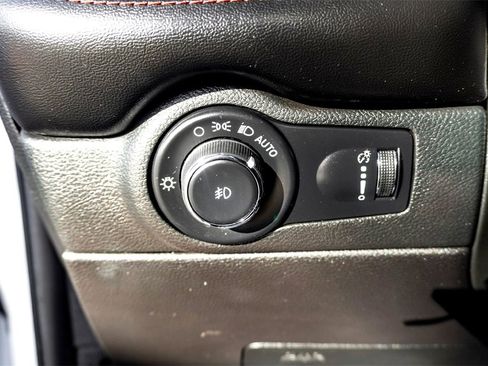 Used 2023 Dodge Durango GT image 17