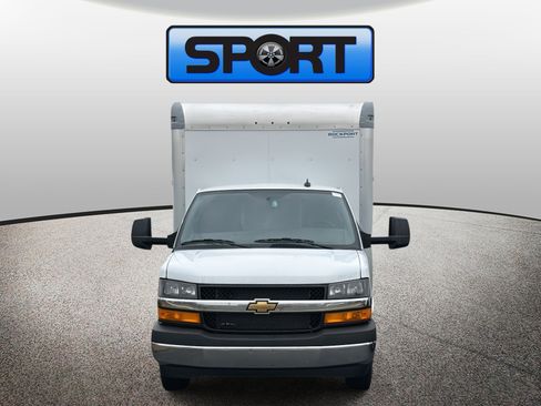 New 2026 Chevrolet Express 4500 w/ Power Convenience Package image 15