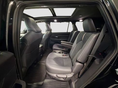 Certified 2025 Toyota Grand Highlander AWD Hybrid image 20