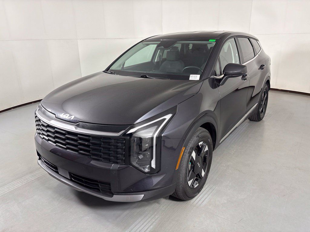 Used 2026 Kia Sportage LX FWD image 4