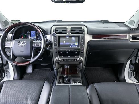 Used 2019 Lexus GX 460 Premium AWD/4WD image 19