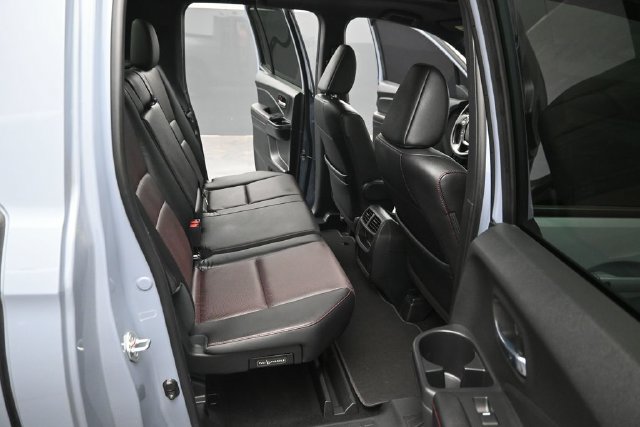 Certified 2023 Honda Ridgeline Black Edition image 32