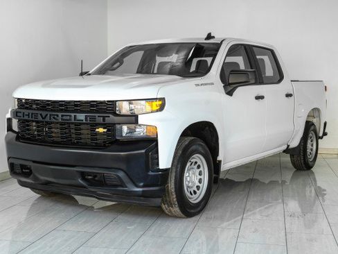 Used 2020 Chevrolet Silverado 1500 W/T w/ Trailering Package AWD/4WD image 4