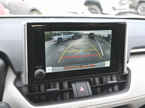 New 2025 Toyota RAV4 XLE image 32