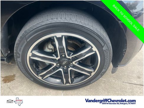 Used 2021 Ford Expedition Limited AWD/4WD image 4