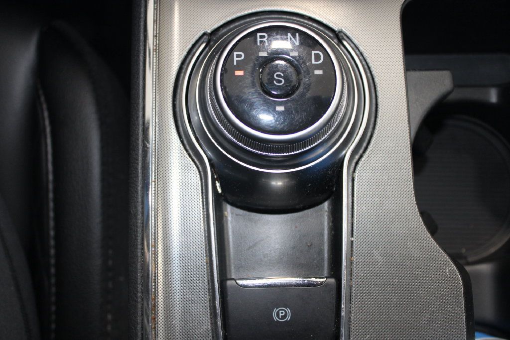 Used 2024 Ford Edge Titanium AWD/4WD image 40