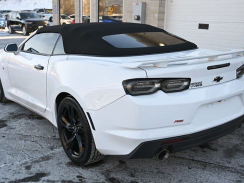 Used 2021 Chevrolet Camaro LT w/ RS Package image 10