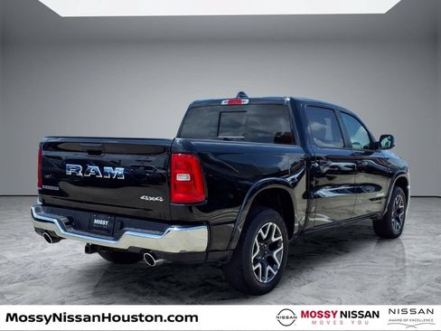 Used 2026 RAM 1500 Laramie AWD/4WD image 7