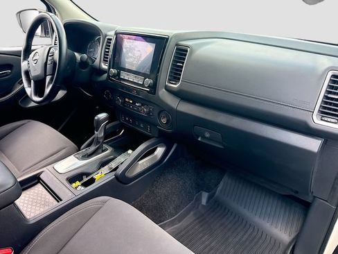 Used 2022 Nissan Frontier SV AWD/4WD image 32