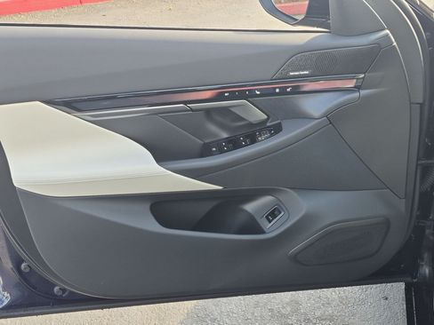 New 2027 BMW i5 eDrive40 w/ M Sport Package RWD image 14