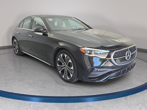 Used 2026 Mercedes-Benz E 350 Sedan image 3