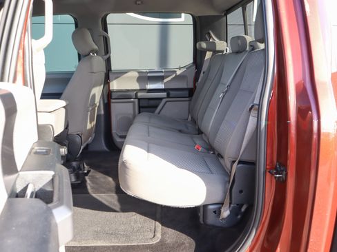 Used 2017 Ford F150 XLT w/ Equipment Group 302A Luxury image 8