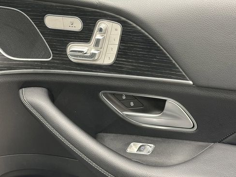 Certified 2025 Mercedes-Benz GLE 350 4MATIC w/ 3rd Row Seat Package image 16
