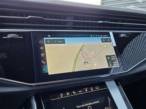 New 2026 Audi RS Q8 performance image 22