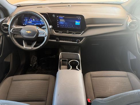 Used 2025 Chevrolet Equinox LT FWD image 33