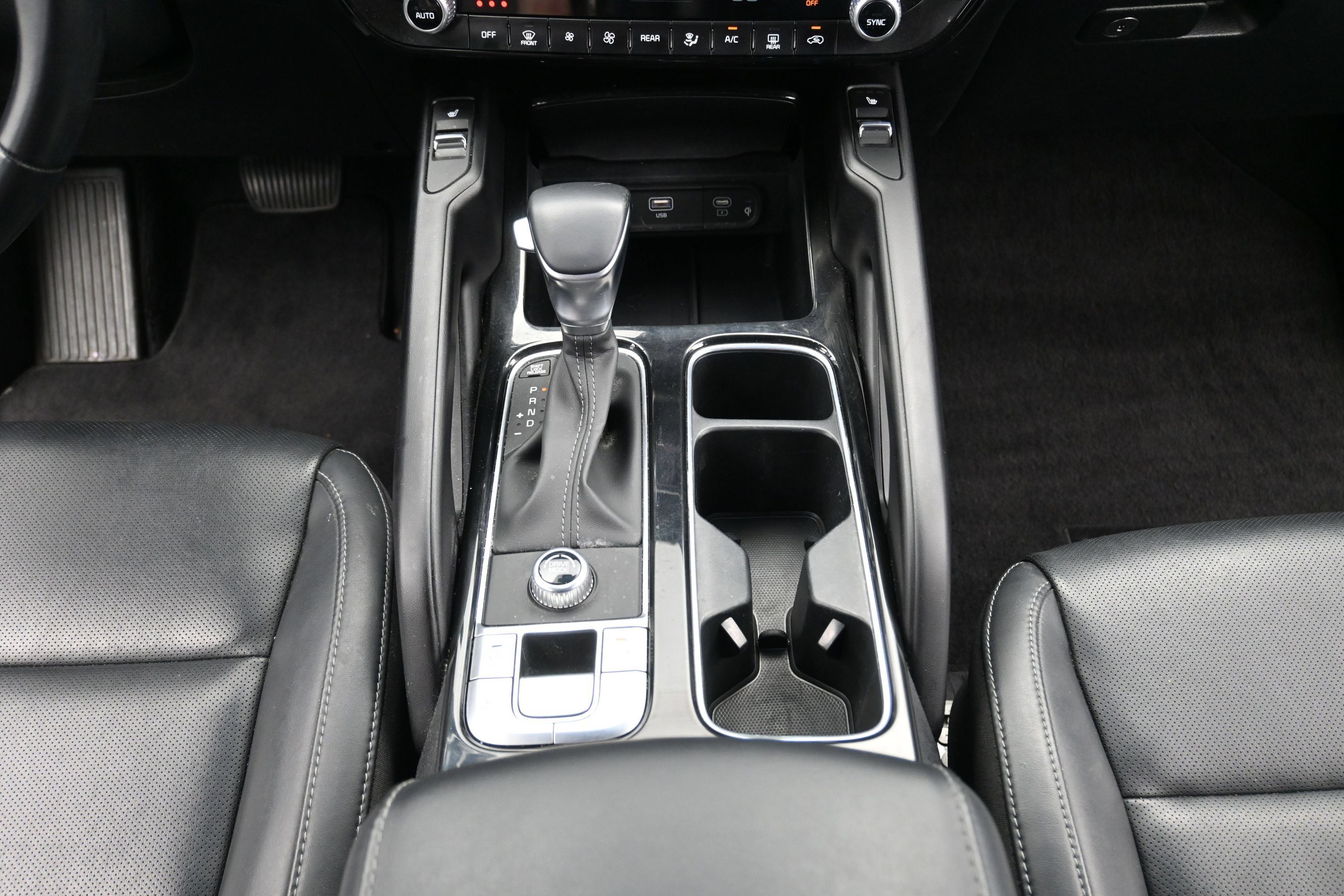 Used 2025 Kia Telluride S FWD image 19